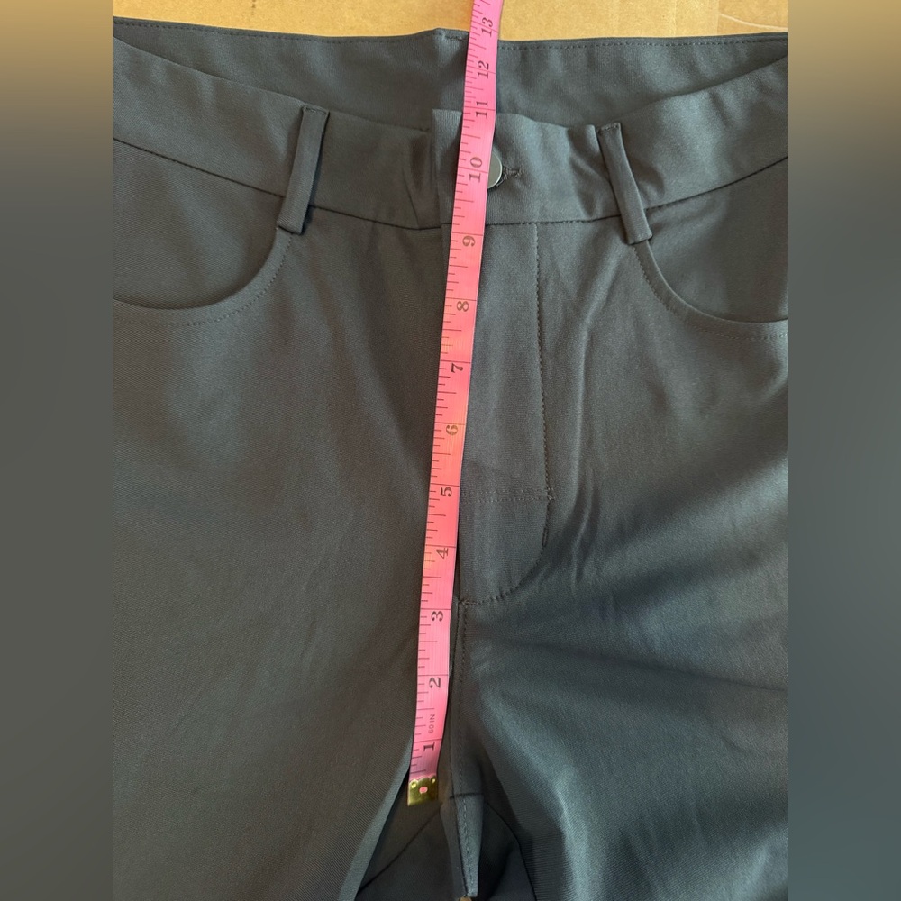 Old Navy Activewear Straight Tech Hybrid Pants - Picture 9 of 10